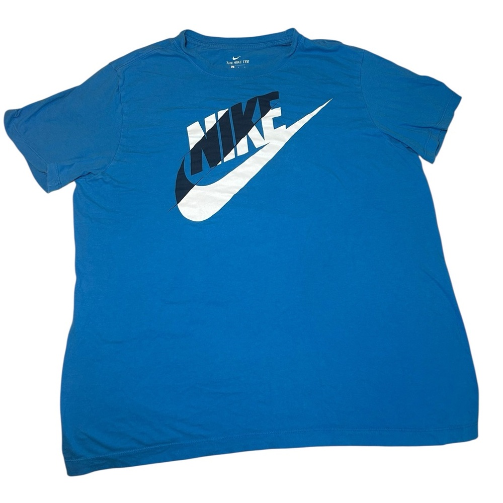 Nike Men's Swoosh Graphic Tee in Vibrant Blue Size Large